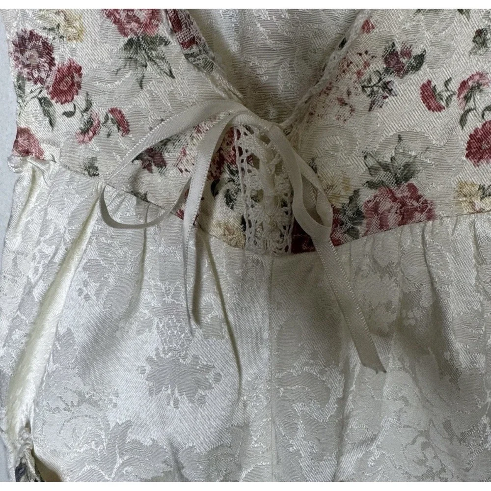 Vintage Teeter-Totter Baby Romper Size 6 Months Floral Jumpsuit Tapestry Brocade